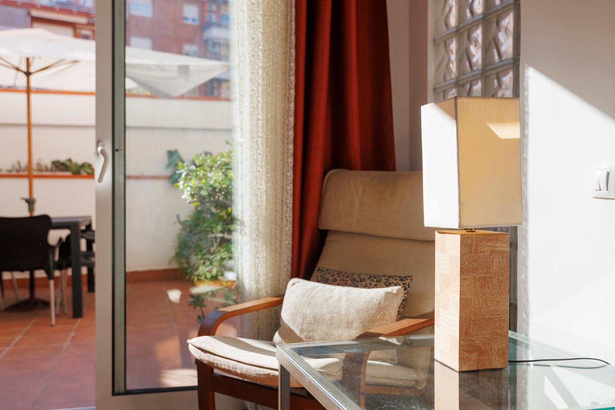 Aparteasy - Private Terrace, 3-Bedroom Apartment 巴塞罗那 外观 照片