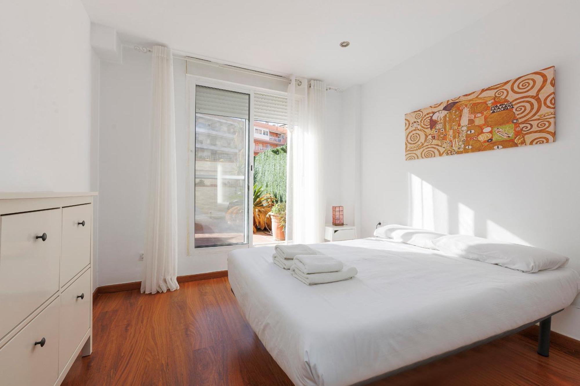 Aparteasy - Private Terrace, 3-Bedroom Apartment 巴塞罗那 外观 照片