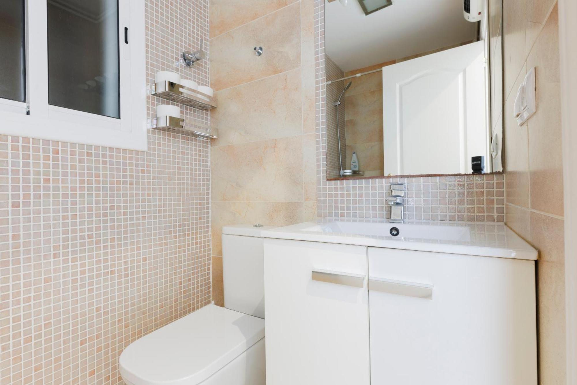 Aparteasy - Private Terrace, 3-Bedroom Apartment 巴塞罗那 外观 照片