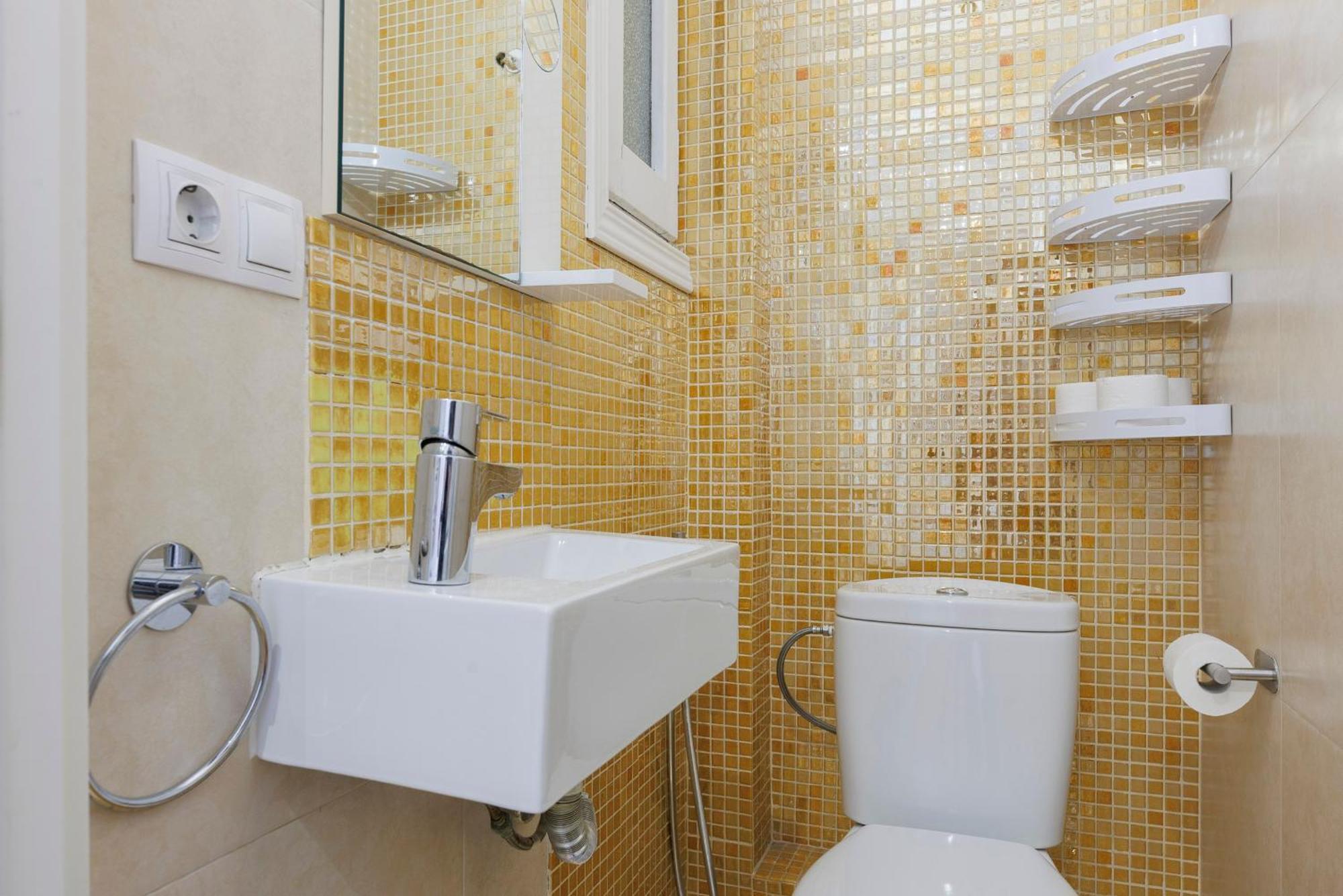 Aparteasy - Private Terrace, 3-Bedroom Apartment 巴塞罗那 外观 照片